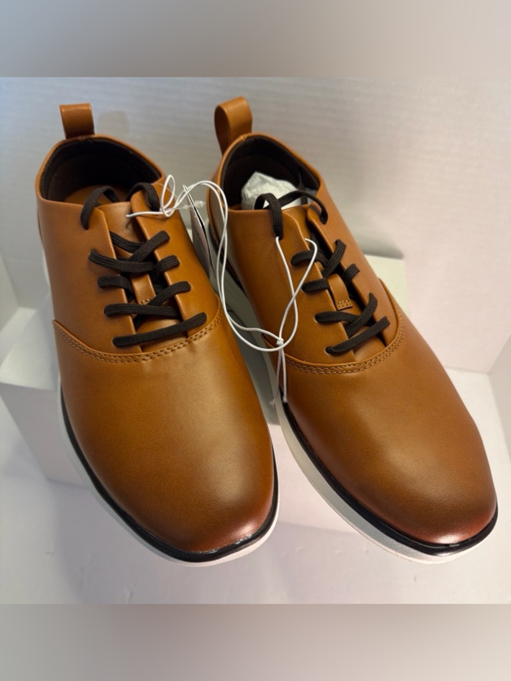 Goodfellow & Co Tan Lace-Up Derby Shoes with Black Laces. Cognac Luis